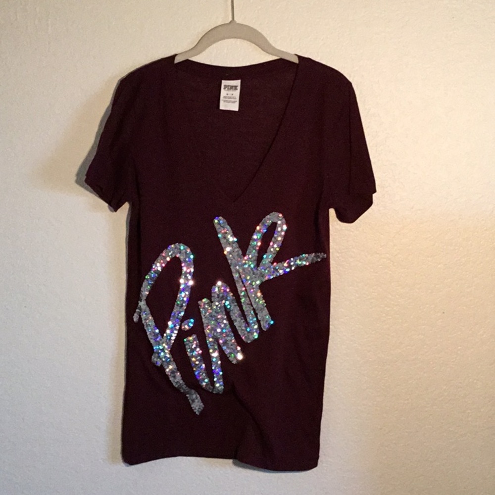 Pink T-shirt- size M - maroon color